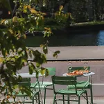 Отель Man Met Bril Koffie Роттердам