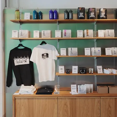 Hotel Man Met Bril Koffie Rotterdam