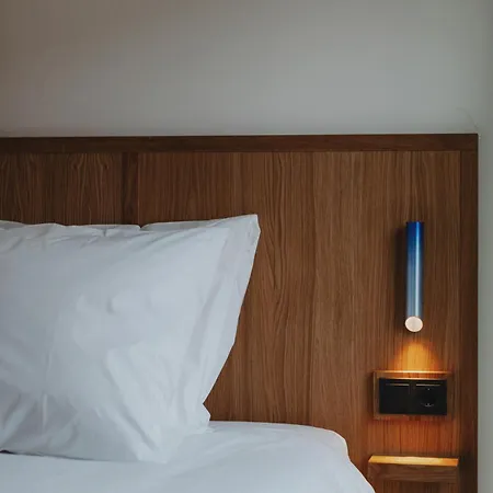 Hotel Man Met Bril Koffie Rotterdam