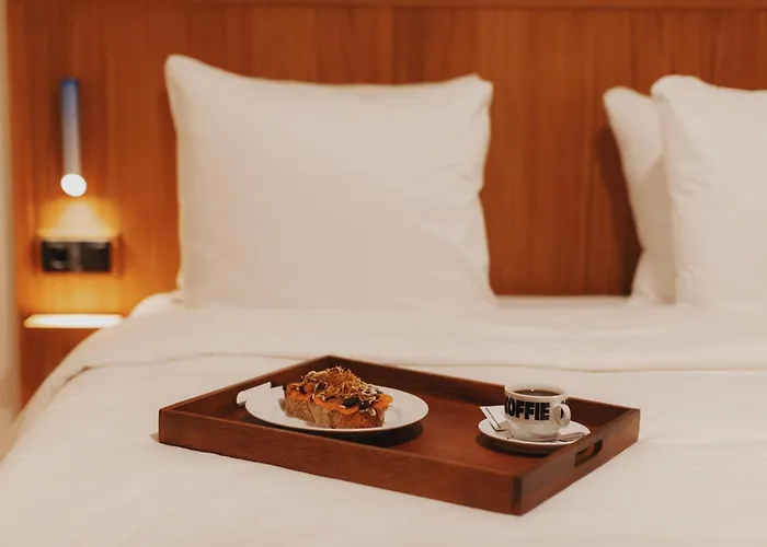 Man Met Bril Koffie Hotel *