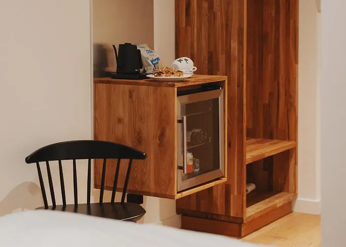 Man Met Bril Koffie Szálloda *